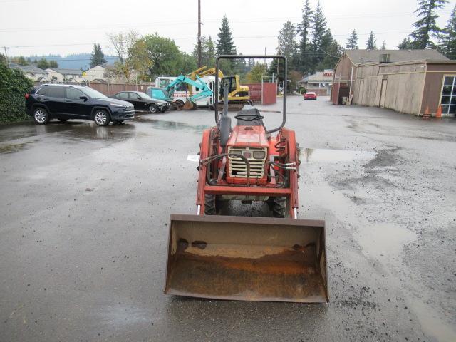 YANMAR YM1401D 4X4 TRACTOR W/ FRONTLOADER