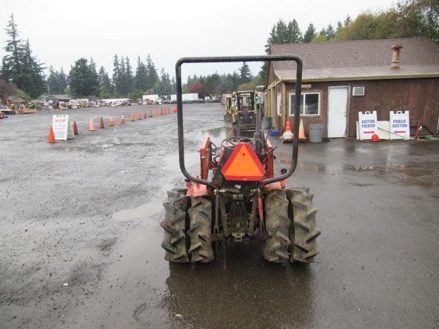 YANMAR YM1401D 4X4 TRACTOR W/ FRONTLOADER