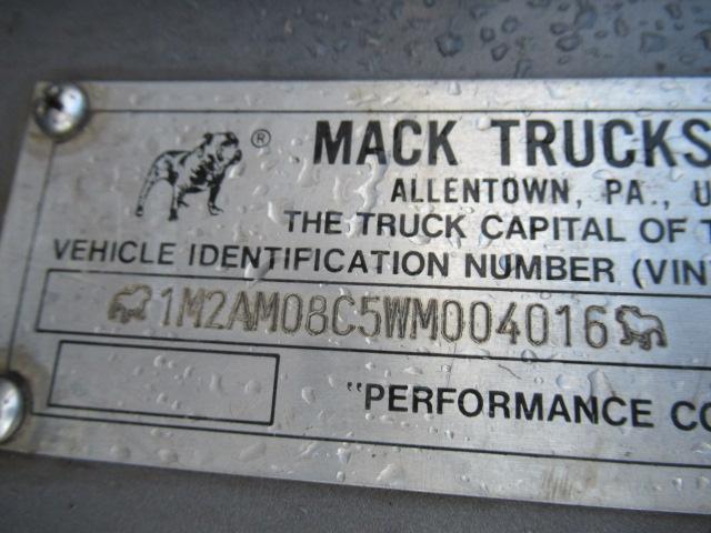 1998 MACK RB688S TANDEM AXLE CRANE TRUCK