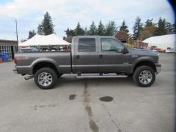 2005 FORD F-350 LARIAT CREW CAB PICKUP