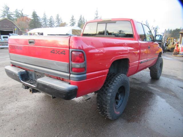 2000 DODGE 2500 EXTENDED CAB