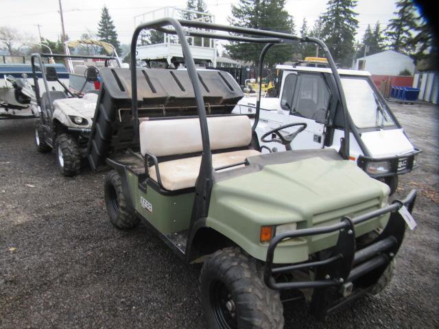 TEXTRON EZ-GO ST 4X4 GAS POWERED GOLF CART