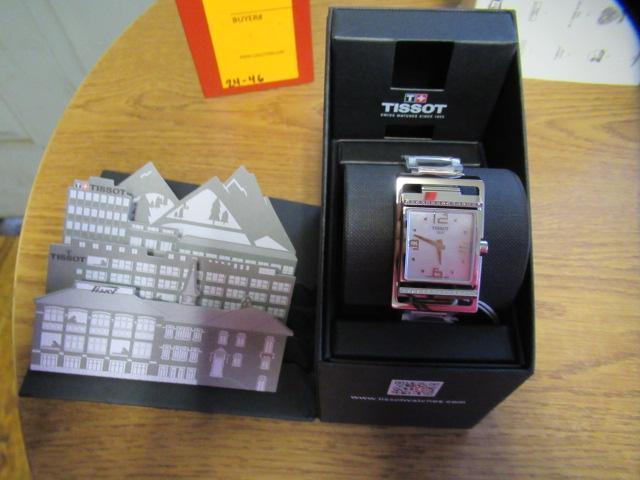 TISSOT WOMEN'S SWISS WATCH, STAINLESS FINISH W/ MATCHING METAL BAND, MOTHER OF PEARL FACE