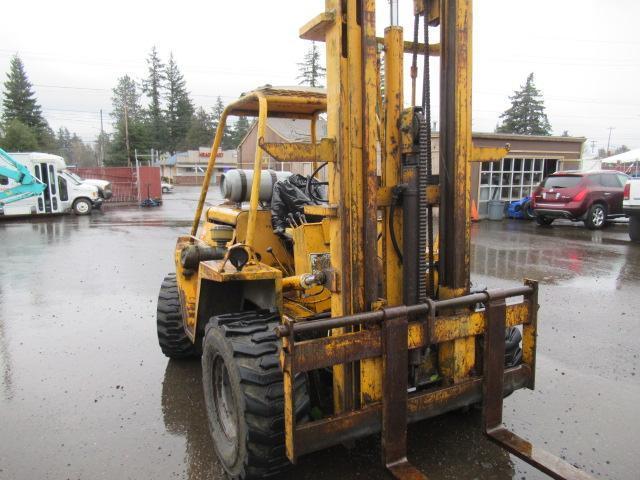 WIGGINS WG54STRT4 TOWABLE ROUGH-TERRAIN FORKLIFT