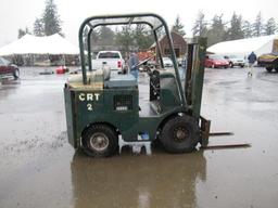 TOWMOTOR 500P FORKLIFT