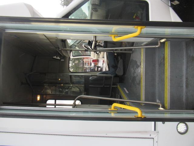 2014 FORD E-450 14-SEAT PASENGER BUS