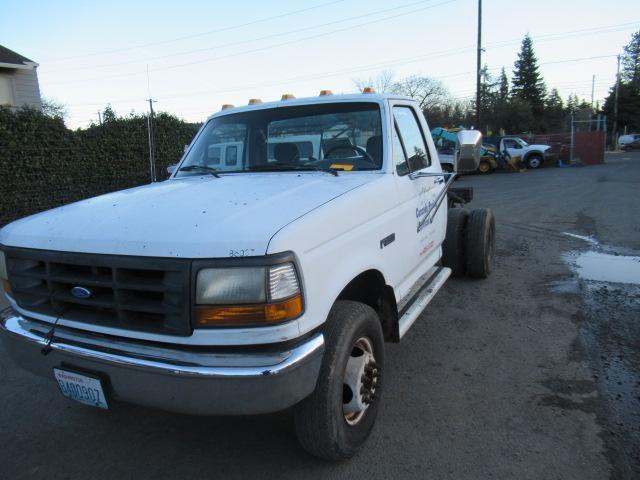 1993 FORD F-SUPER DUTY CAB & CHASSIS