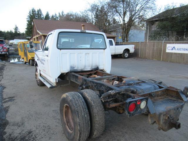 1993 FORD F-SUPER DUTY CAB & CHASSIS