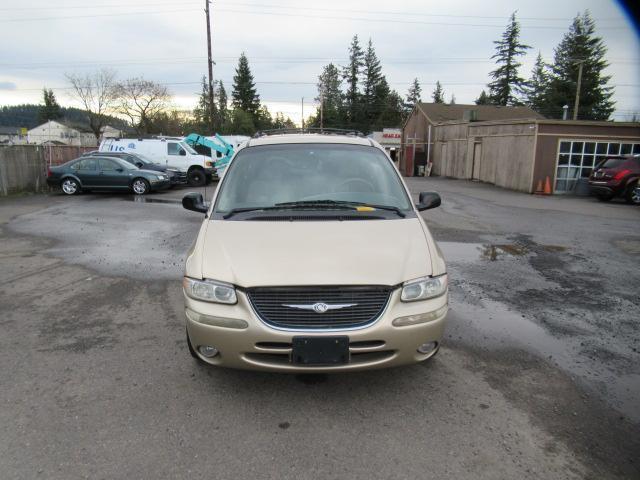 2004 CHRYSLER TOWN & COUNTRY