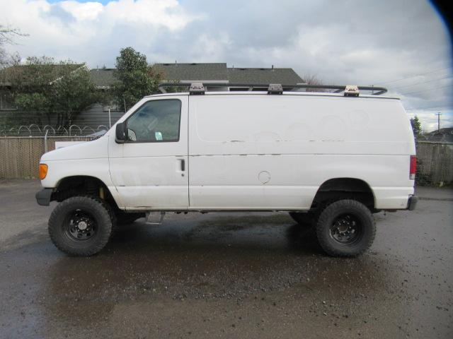 2003 FORD E-350 4X4 CARGO VAN