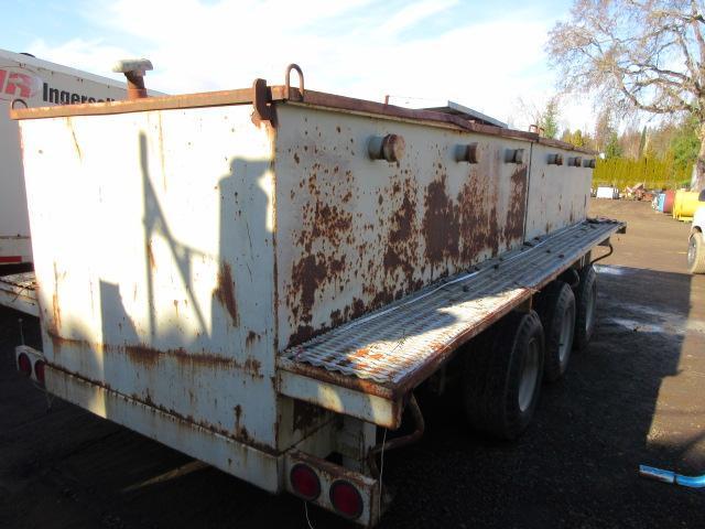 5' X 20' TRIPLE AXLE WATER TANK TRAILER, *NON-TITLED UNIT - OFFROAD USE ONLY