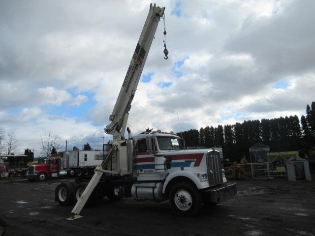 1986 KENWORTH W900 CRANE TRUCK