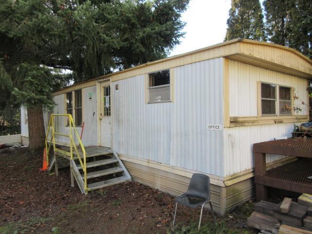 13' 9'' X 52' TAMARACK MOBILE HOME