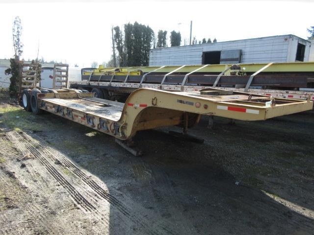 1958 PIERCE TANDEM AXLE LOW BOY TRAILER