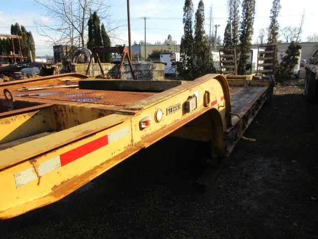 1958 PIERCE TANDEM AXLE LOW BOY TRAILER