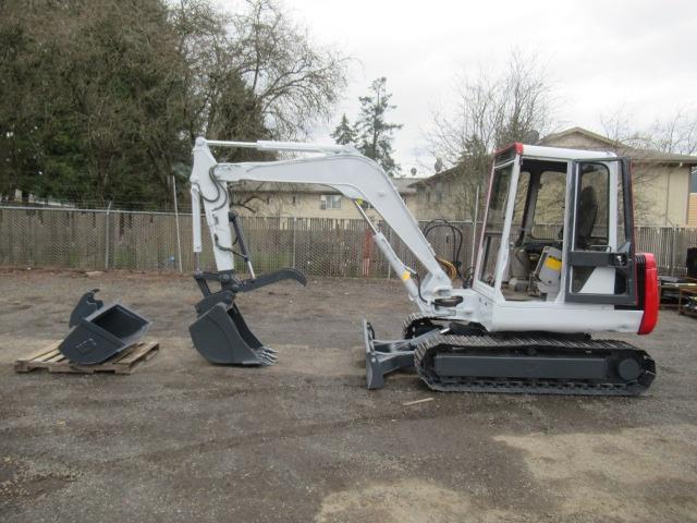 TAKEUCHI TB045 EXCAVATOR