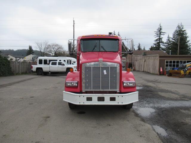 2000 KENWORTH T800B CAB & CHASSIS