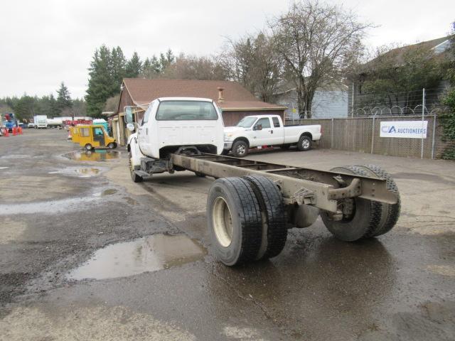 2006 FORD F-650 CAB & CHASSIS