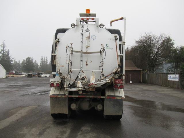 2001 STERLING VAC TRUCK