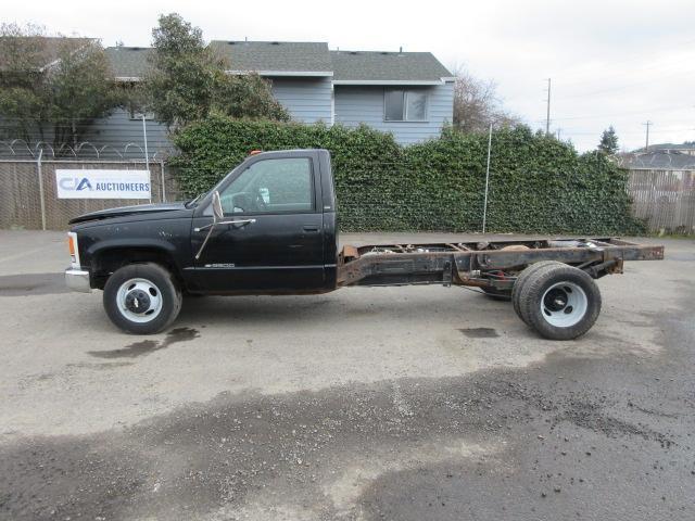 1998 CHEVROLET CHEYENNE 3500 CAB & CHASSIS