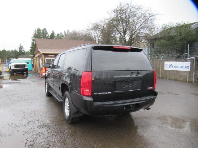 2013 GMC YUKON XL 2500 4X4