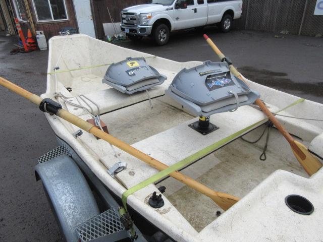 2014 WATERSHED 12' FIBERGLASS DRIFT BOAT