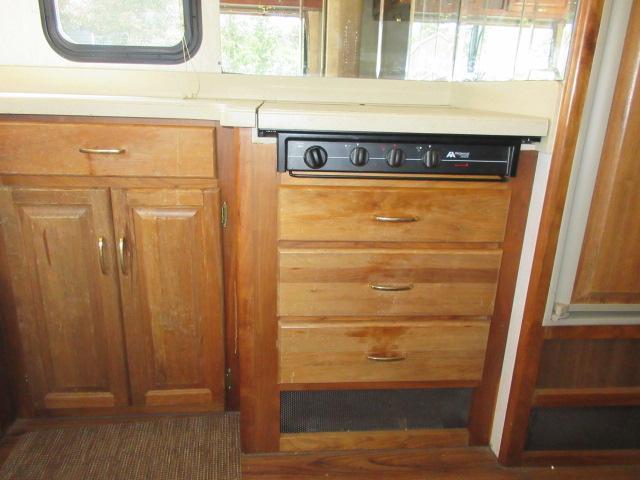 1998 FREIGHTLINER TRADEWINDS MOTORHOME