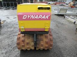 DYNAPAK LP852 33'' VIBRATORY COMPACTOR