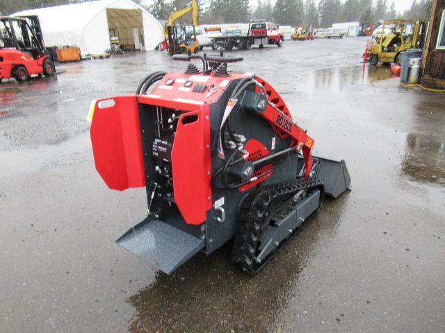 2024 RODA RD380L RIDE ON TRACKED SKID STEER LOADER (UNUSED)