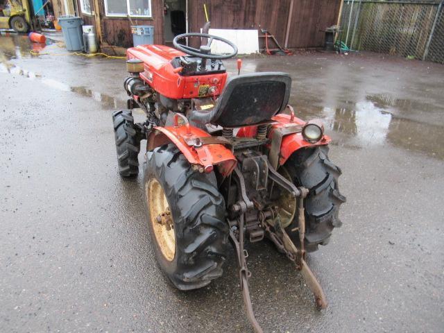 YANMAR YM186D 4X4 TRACTOR