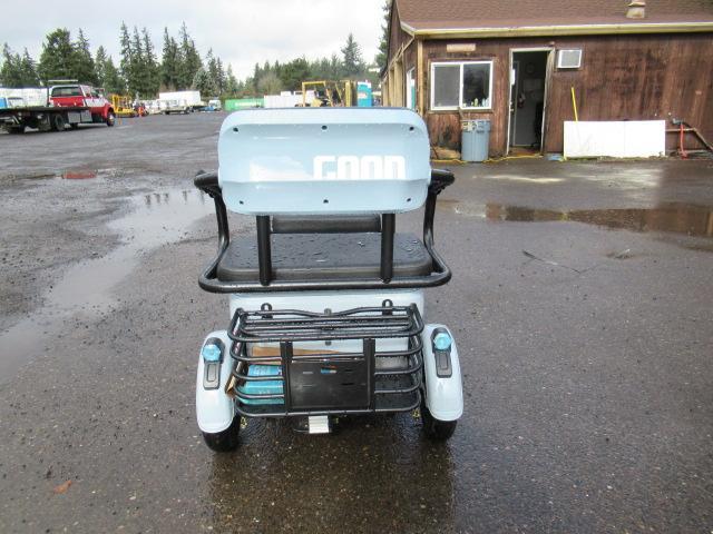 2024 MECO M3 3-PASSENGER 110V ELECTRIC CART W/ CHARGER (UNUSED)