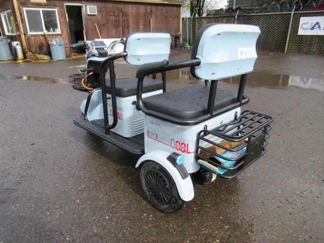 2024 MECO M3 3-PASSENGER 110V ELECTRIC CART W/ CHARGER (UNUSED)