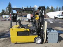 YALE ERPO40TFN48SE082 48V ELECTRIC FORKLIFT W/ CHAMPION 48V 3 PHASE CHARGER