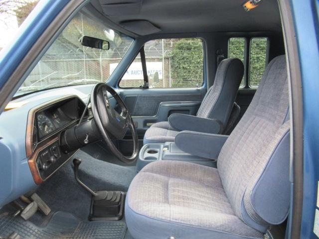 1988 FORD F-250 LARIAT 4X4 EXTENDED CAB