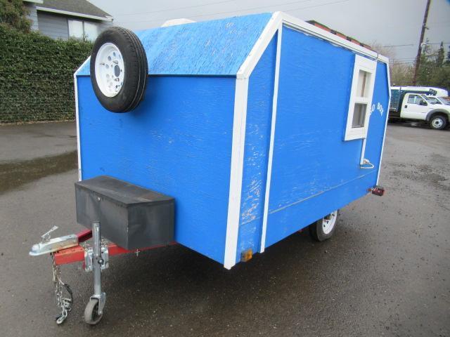 CUSTOM LIGHT WEIGHT CAMPER W/ SOLAR PANELS