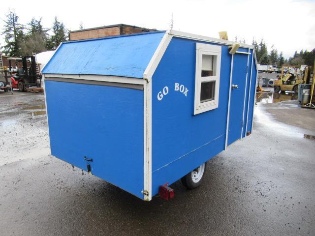 CUSTOM LIGHT WEIGHT CAMPER W/ SOLAR PANELS