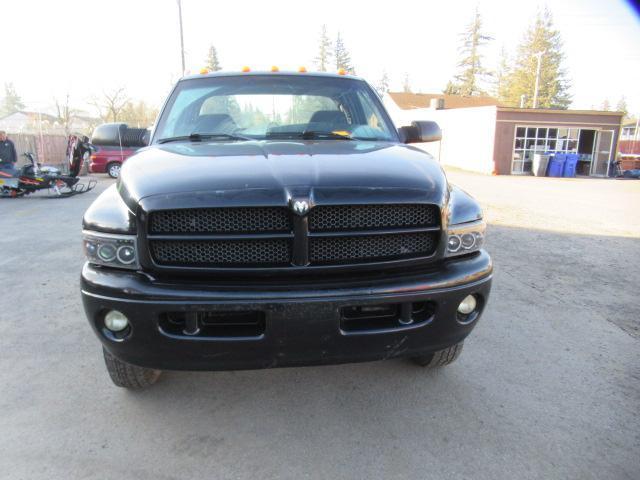 2001 DODGE 3500 4X4 EXTENDED CAB DUALLY