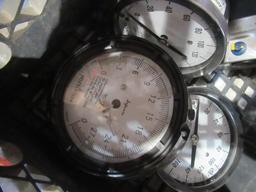 (5) ASSORTED PRESSURE GAUGES