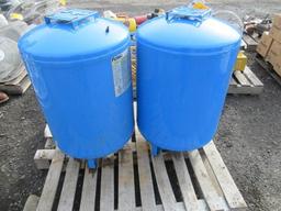 (2) FLOTEC FP7120-08 82GAL WATER TANKS