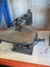 SEARS CRAFTSMAN 16'' VARIABLE SPEED DIRECT DRIVE SCROLL SAW W/ 2'' CUT DEPTH