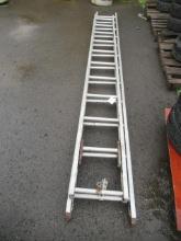 24' ALUMINUM EXTENSION LADDER