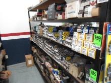 CONTENTS OF SHELF - ASSORTED CONNECTING ROD BOLTS, DOWEL PINS, CYLINDER HEAD VALVES, ROCKER ARMS &