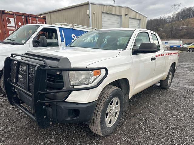 2015 Toyota Tundra Truck SR