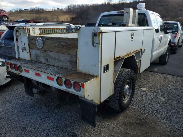 2011 Ford F350 S/D XL