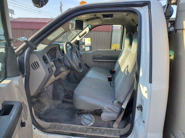 2008 Ford Super Duty F-550 DRW XL