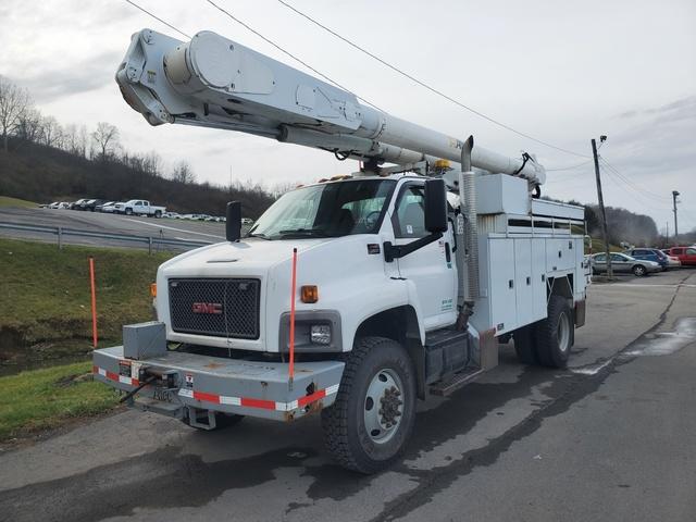 2006 GMC 8500 4X4 ALTEC AM855 BUCKET