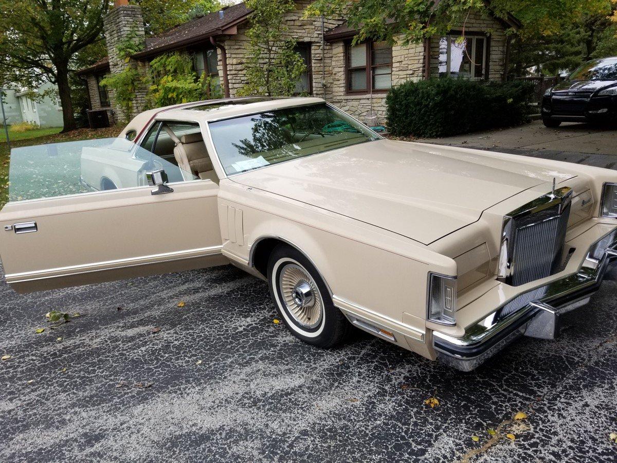 1979 Lincoln Mark V, 2-dr hardtop, sunroof, auto, full power, leather, 1 owner, 47k original miles