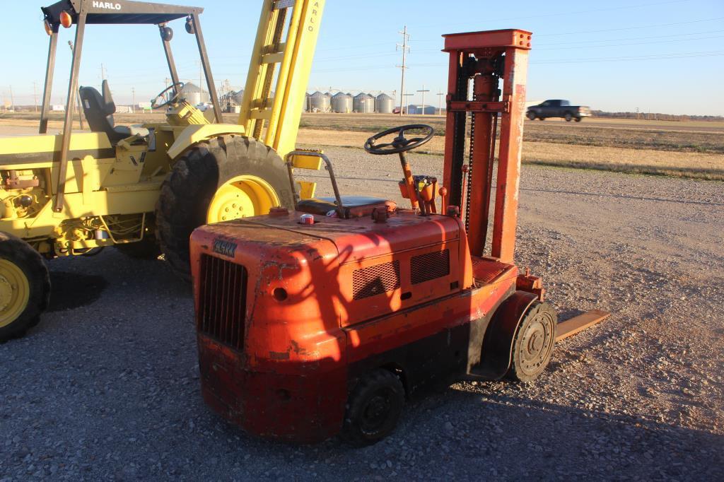 Clark Cushion Tire Forklift