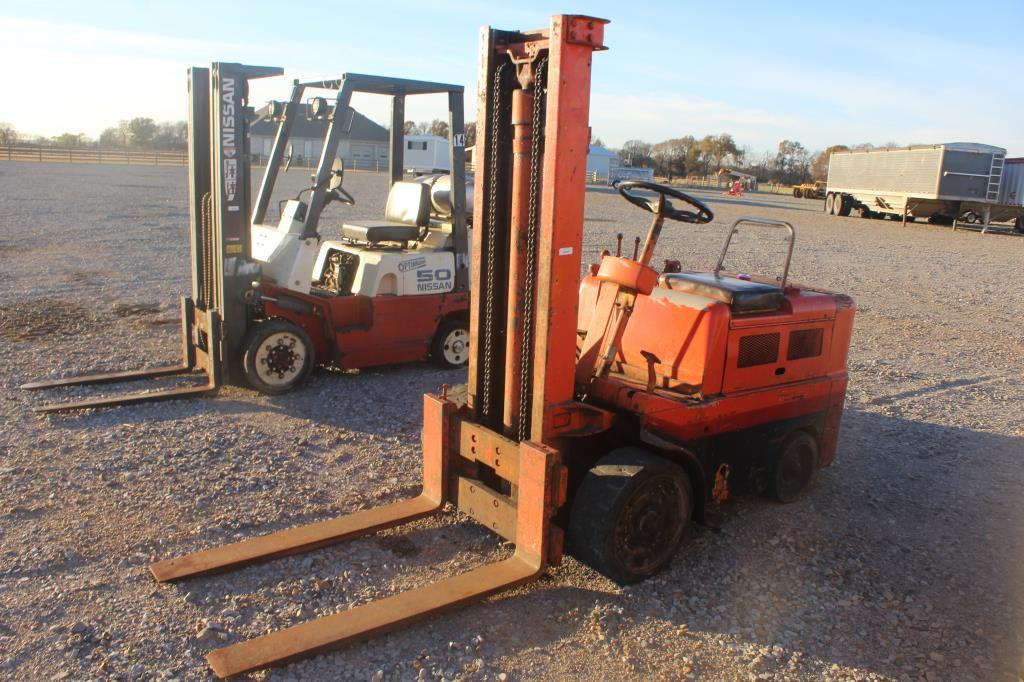 Clark Cushion Tire Forklift