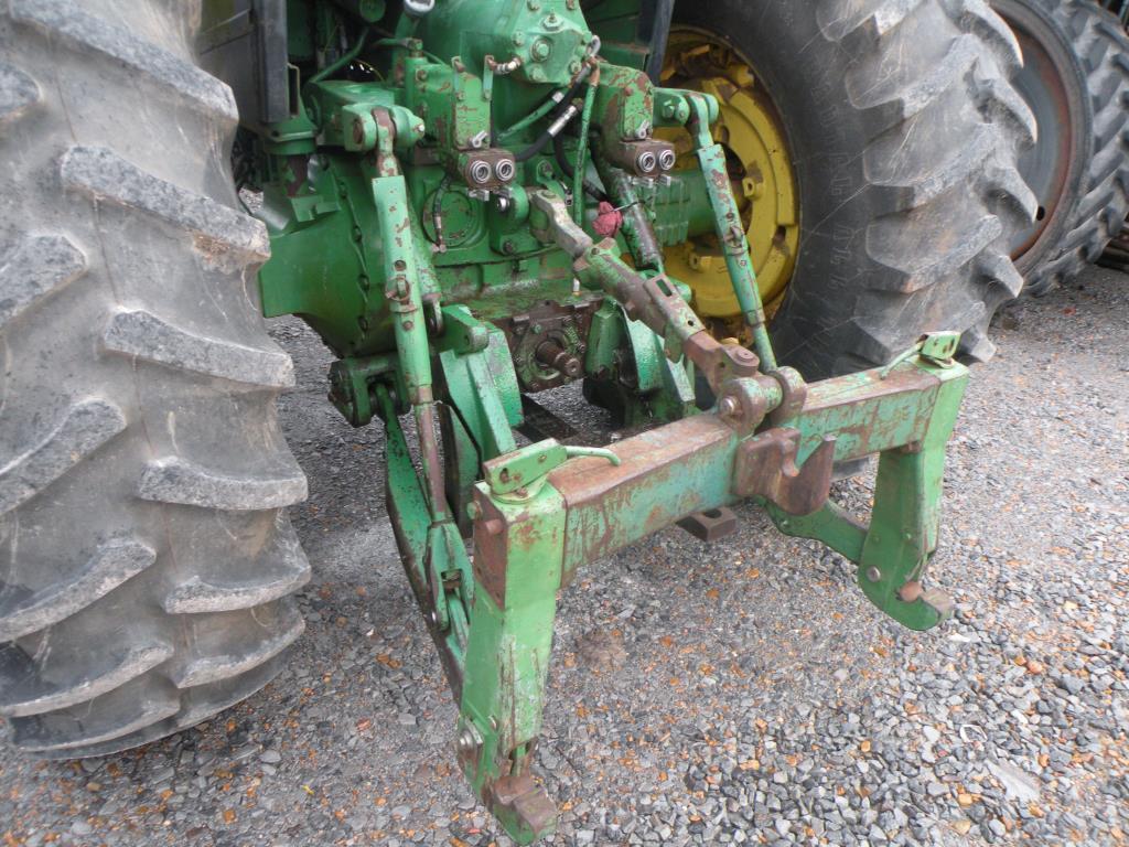 John Deere 4840 Tractor w/ Loader